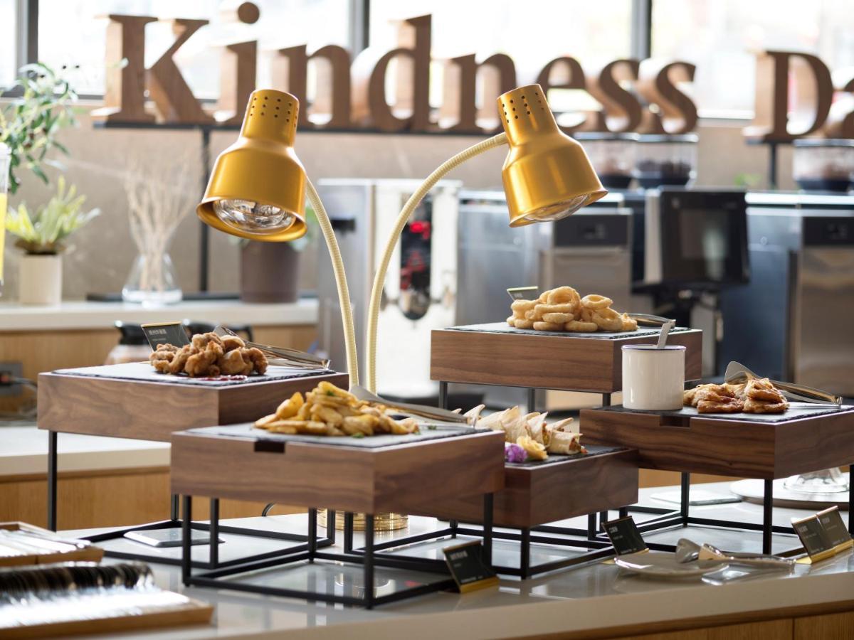 Kindness Day Hotel Tainan Exterior foto